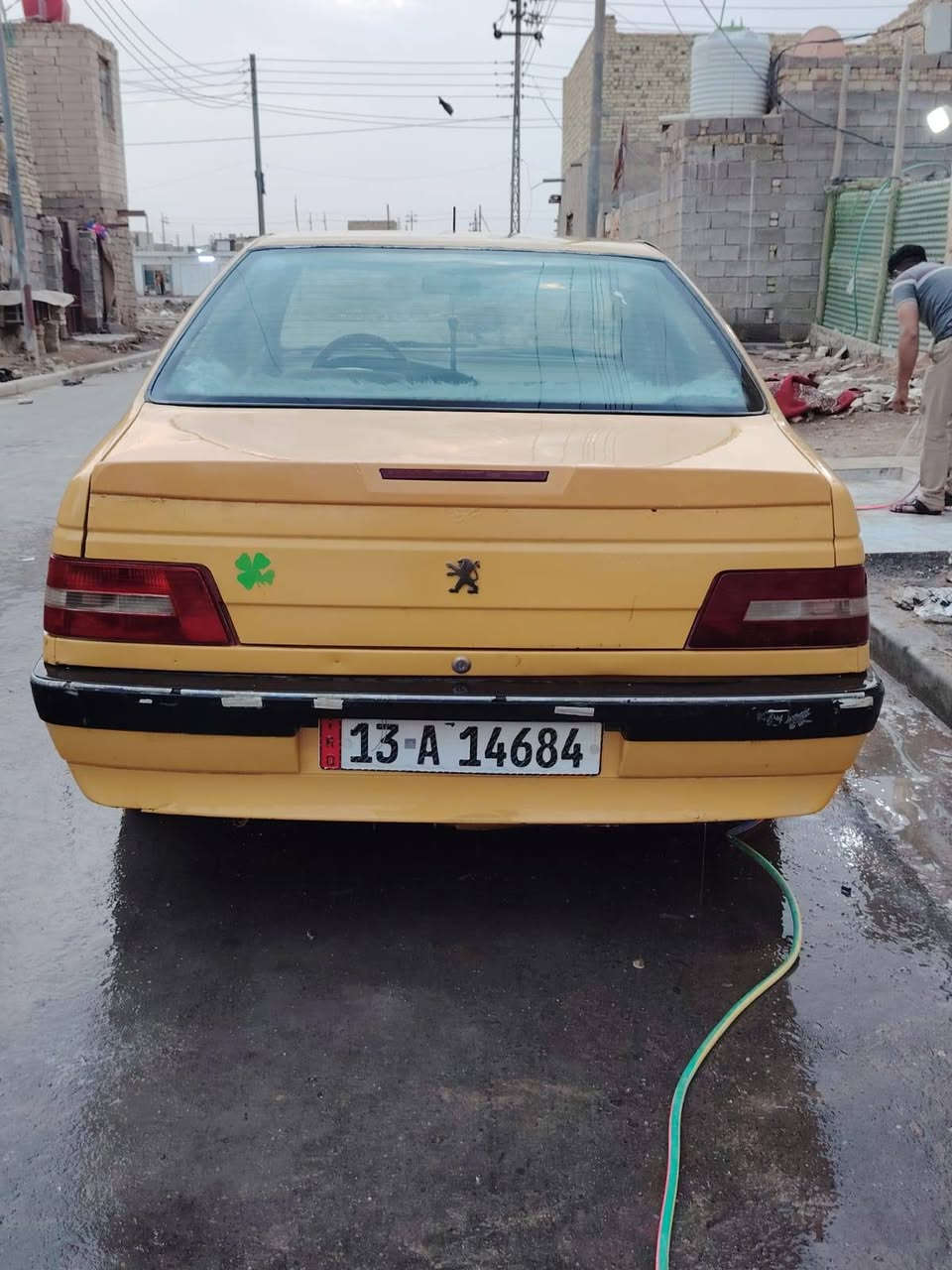 بيجو للبيع موديل 2014 رقم نكليزي مصفره هيئه وغرامات سنويه 2030 سياره جاهزه. شوف العين ترايك وين ماريد طخم تاير كهربائيات شغاله سياره جاهزه حلوه احله من صور ***********
