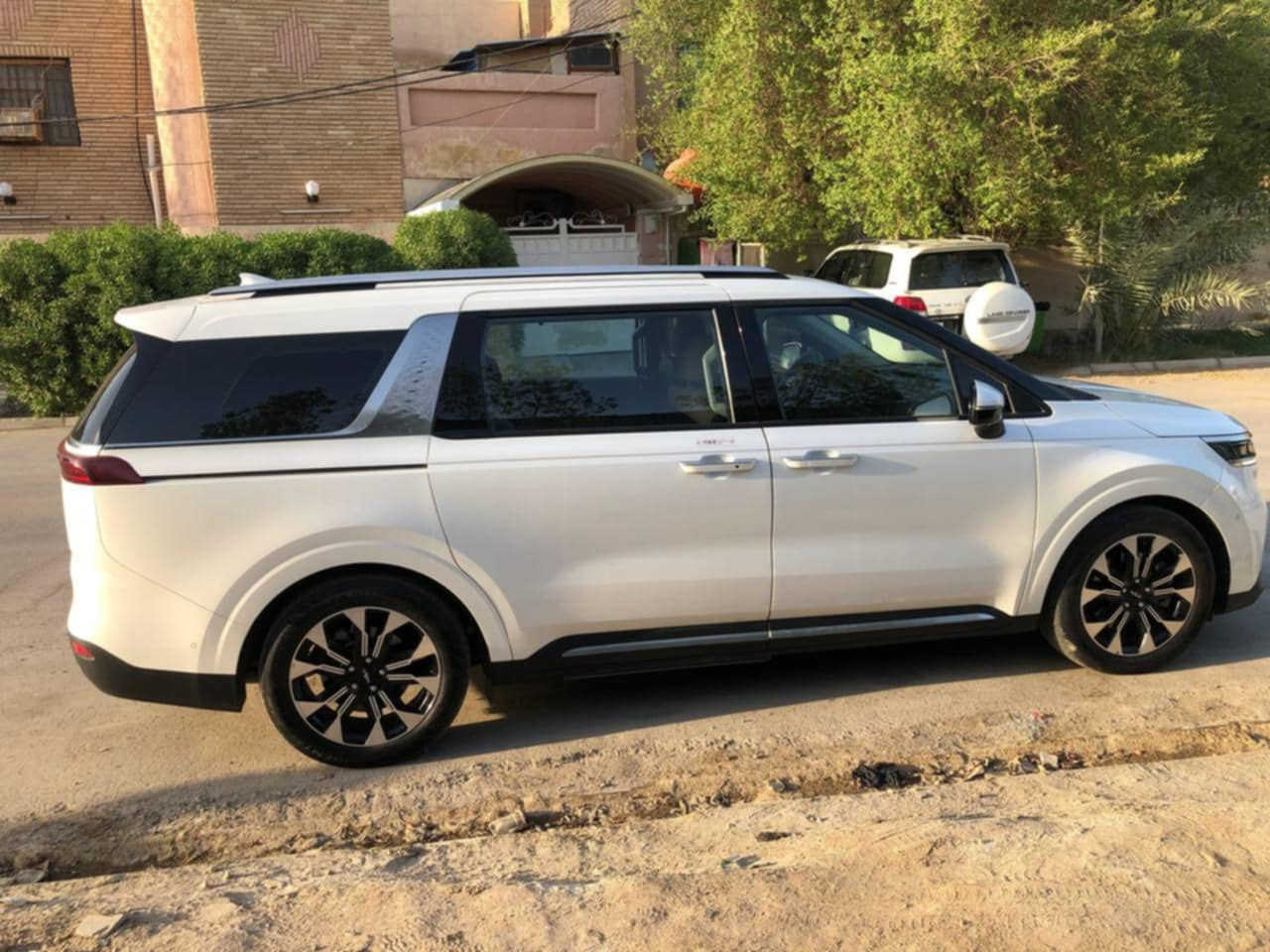 كيا سيدونا موديل ٢٠٢٣ خليجي مكفولة كفالة عامة خليجي بانزين غاز 
ماشية ١٧ الف رقم بغداد بأسمي مداور ثاني يوم فول مواصفات محرك ٣٥٠٠ 
مكاني السماوة منطقة الغربي الشراي يتصل
***********
