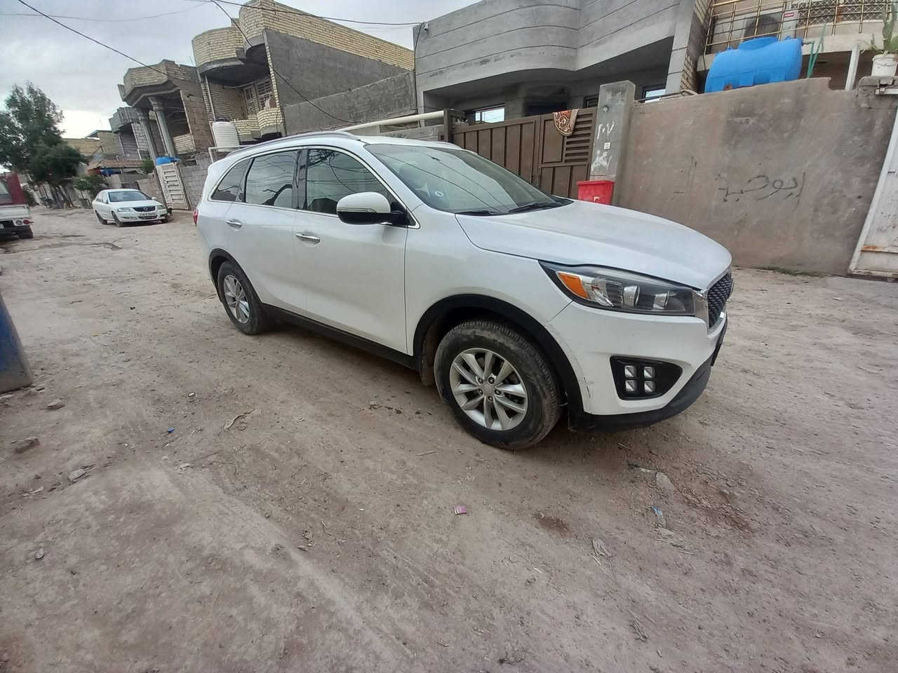 السلام عليكم
سورنتو 2016وارد أمريكي كلين بدون حادث محرك 2400GDI مواصفات عاديه ماشيه 100الف حقيقي السعر 168 او بيه مجال العنوان بغداد المحموديه ناحية الرشيد ***********-***********
