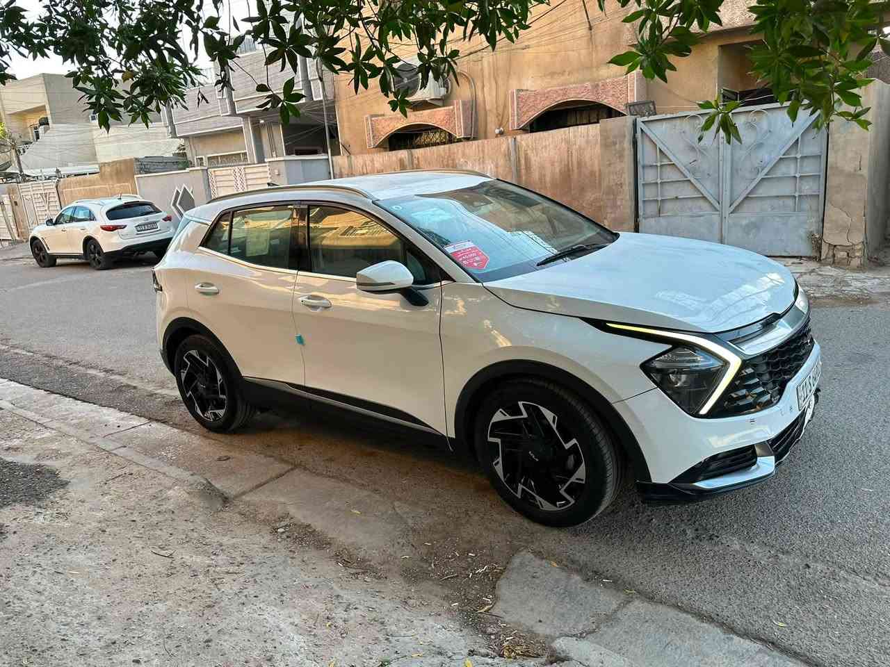 سلام عليكم سبورتج خليجيه  2023 مكينه 2000 دوش باسمي مواصفات بصمه داخل جبلي تشغيل عن بعد مري شفط رادارات  ماشيه 55 سياره هنا بالعراق صار بيها حادث جاملغ وبنيد الايمن  كولش حلوه وجاهزه اي نقص مابيها العنوان بغداد غير متواجد ع الفيس الرقم *********** السعر 165
