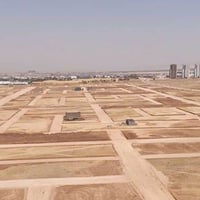 أرض سكنية • حي صلاح الدين • ٣٠٠م