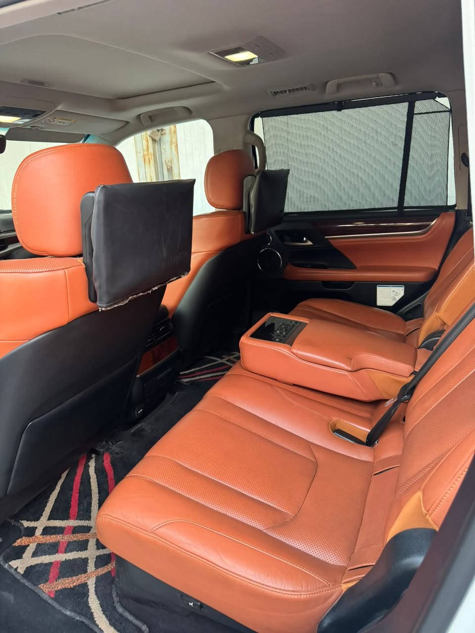 Lexus 2019
خليجية وگاله ال بريــم گامل مواصفات 
المسافه المقطوعة 81000 k.m حقيقي 
داخـل مشـمشـي 
الظــرر ..جامـلغ أمامـي مبدل نفس اللون .. الباقي مگفول 
السعر : 70,000 الف $ 
مگان السياره : بغداد /كراده 
للأستفسار :
***********
