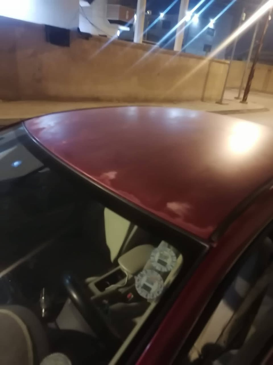 هالسلام عليكم نيسان سنترا خليجي بسم شخص من البصره بيهه جراد قماره وبنيد وبيهه ضربه خفيف باب السائق مصلحه 
السعر 95 وبيهه مجال قليل 
***********
