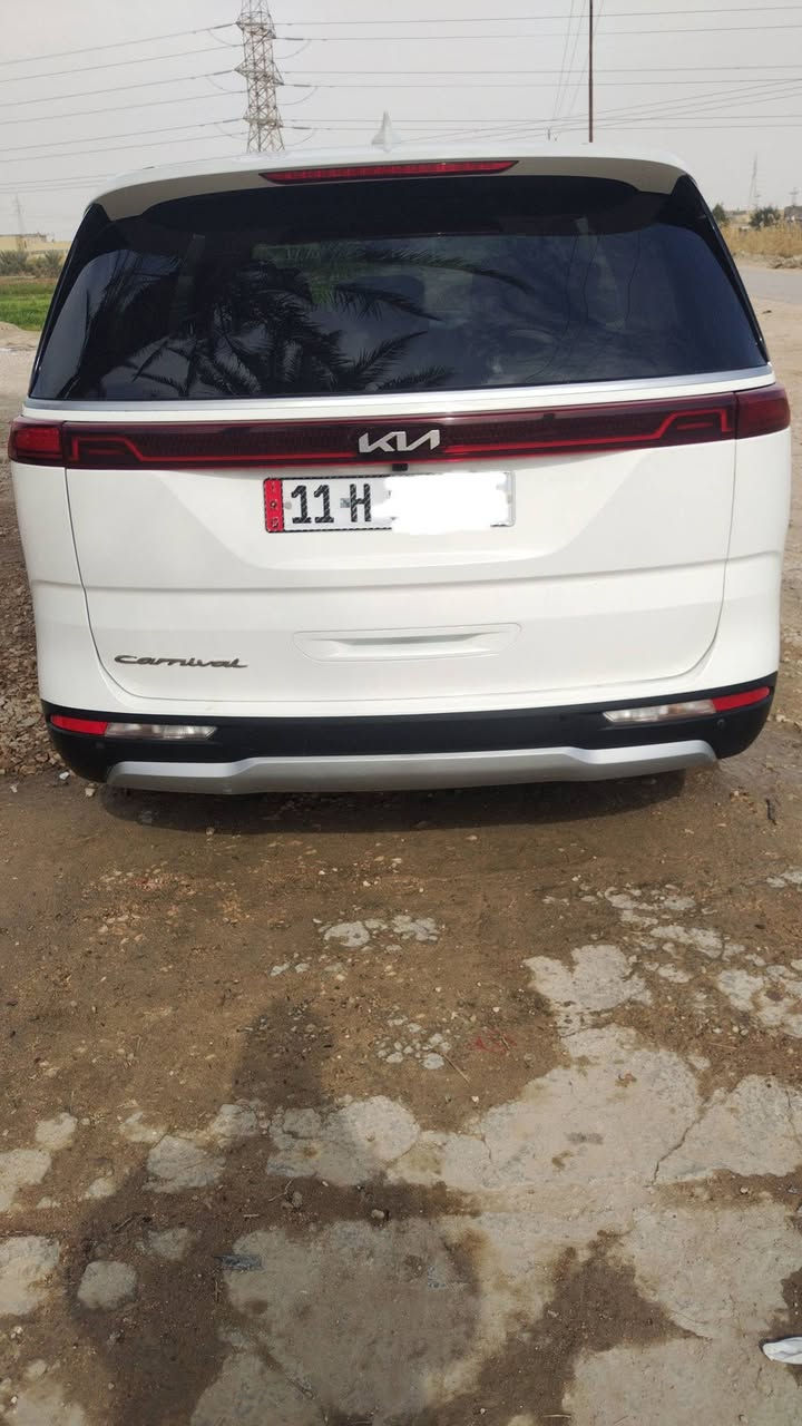 سلام عليكم كيا كرنفال 2022 وارد امريكي سياره باسمي مصفره هيه وغرامات باسمي مداور ثاني يوم ضربه بجنطه فقط ولباقي كفاله عامه رقم بغداد نكليزي اجره  تحكمات تشغيل عن بعد السعر 275وبيه مجال بسيط مكان السياره المثنى ***********
