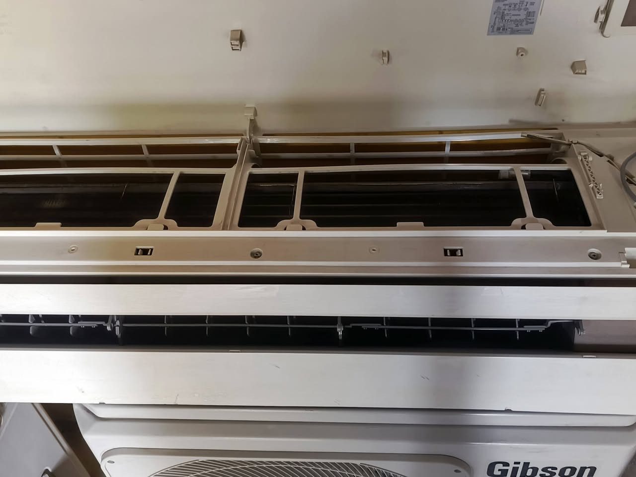 سبلت جبسون 2 طن للبيع أبلادي ممصلح السعر 400
رقم تليفون ***********
