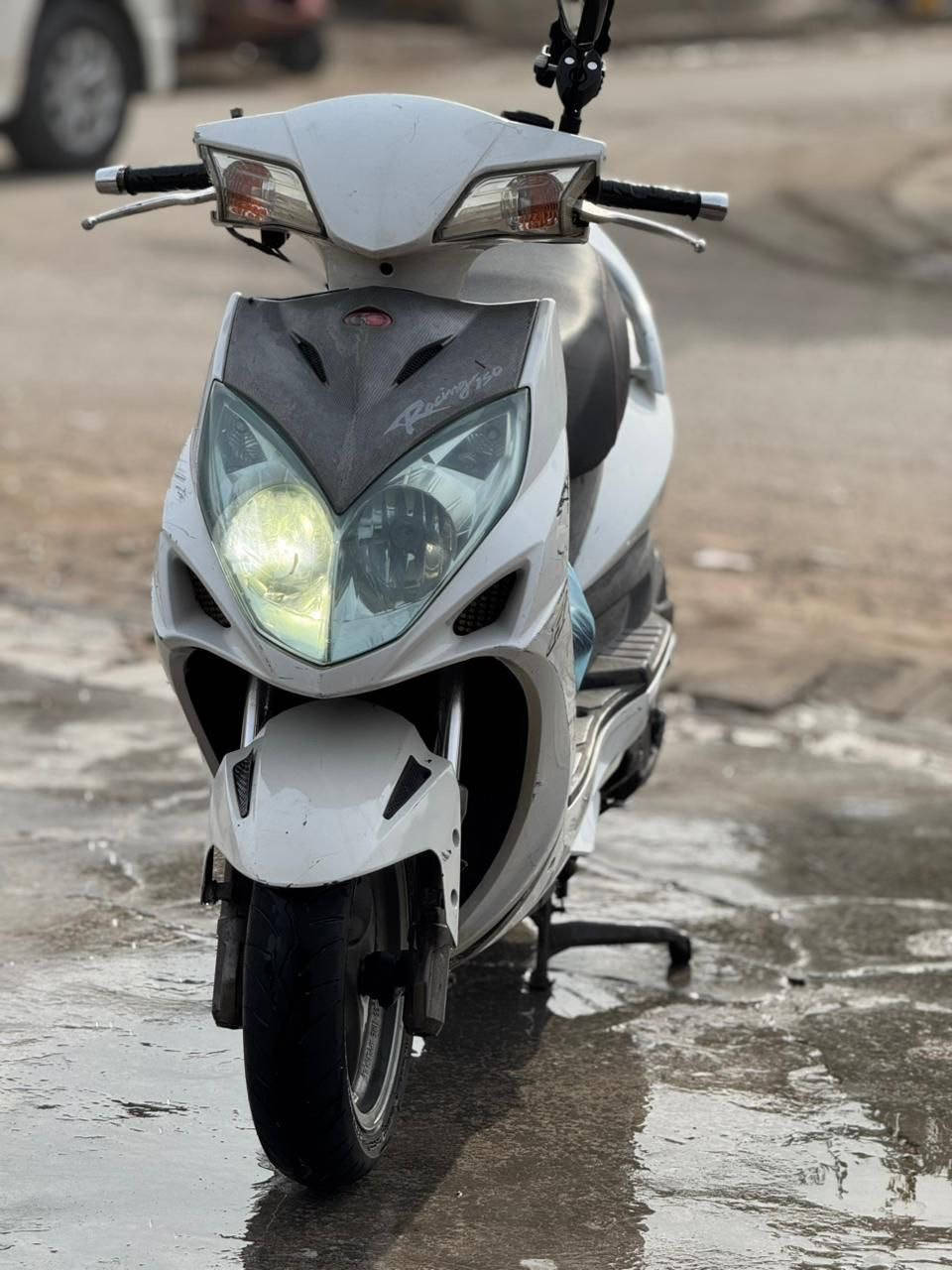 من رخصت الادمن دراجه كامكو رايسنك 125كفاله عامه من الطول لطول  خير من الله شلعه معدل مكفوله من التنقيص وتبخير كهربائيات شغله كله دراجه نصبته حلوه ***********
