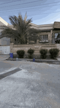 عقار مميز للبيع في حي الجهاد – حي الحسين 📍 موقع متميز قريب من جميع الخ...