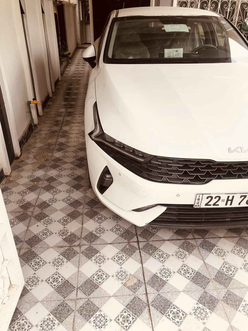 السلام وعليكم للبيعk5 موديل 2023 خليجي رقم اربيل 
ماشية 26000 الف مكفولة كفالة عامة 

كرسي السايق كهرباء 
كشتات جلد 
تحكم ستيرن 
مود درايف 
حساس امامي خلفي 
كاميرا دوراة
اربع عدسات امامية ولد نهاري 
تبريد بيانو قطعتين 
مري كهرباء وشفط ونظام الترحيب 
ويل 17 كروم
محرك 2000 دوش المرغوب اقتصادي 
تشغيل عن بعد 
دخول ذكي 
جنطه ذكية 
حساس ضغط ايطارات 
مثبت سرعة 
 السعر 218$
مكان السيارة بغداد 
***********

ا
