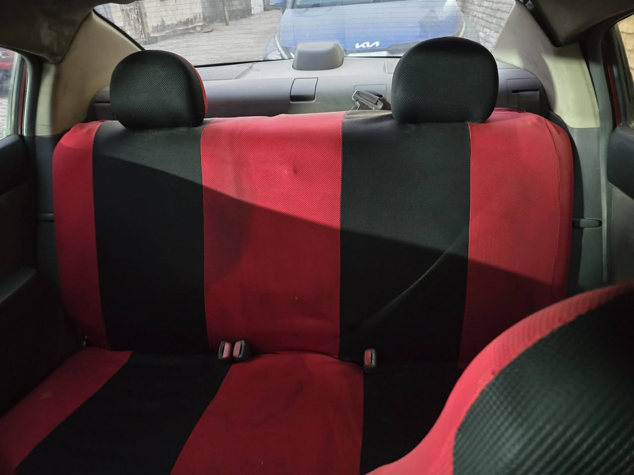 سلام عليكم
للبيع سنترا 2008
سعر 60$ وبيهة مجال
 سيارة نضيفة وكاملة كير ومكينة مكفولات مكان بغداد الحرية للاستفسار الاتصال ***********
