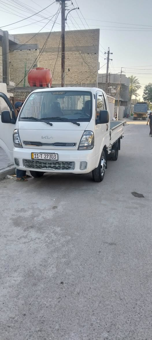 سلام عليكم سياره كيا فحل لبيع موديل 24 رقم بغداد بسمي كفاله عامه بيه طخه بل ربع فقط مكان بغداد المدينه السعر203.     ***********
