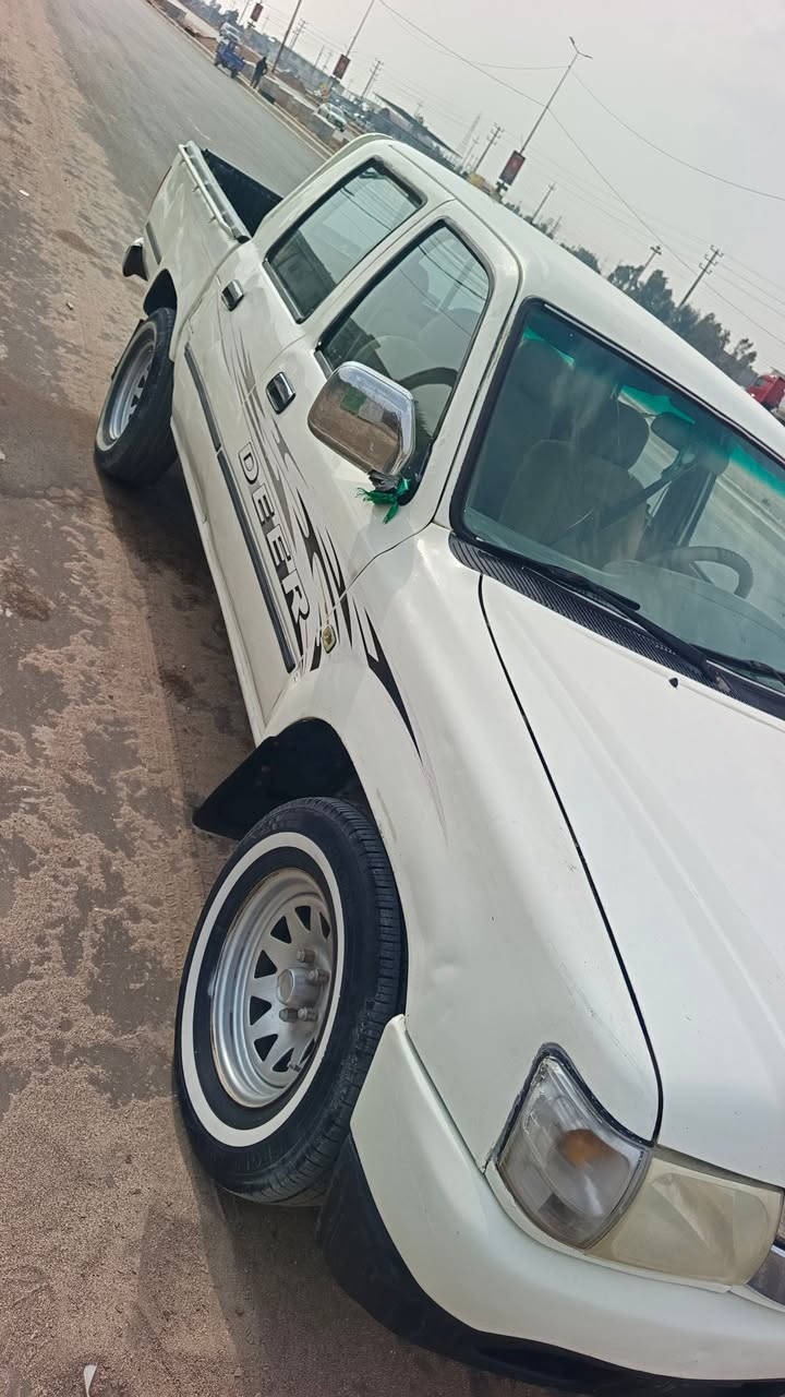 دير موديل 2006 السياره جاهزه 
مكينه كير  تخم تاير  رقم بابل  وسنويه جديده تحويل الثاني اليوم مكفوله من ضربه وتبديل 
السعر 41وبيه مجال 
***********
