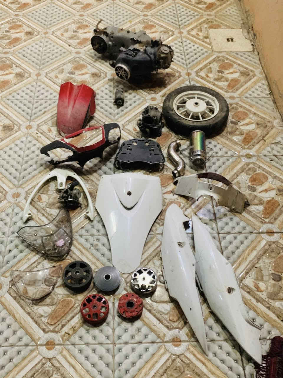 سلام عليكم
غراض ماكس وسكنس تفصيخ   

مكاني ديالى بعقوبه❤️‍🩹***********
