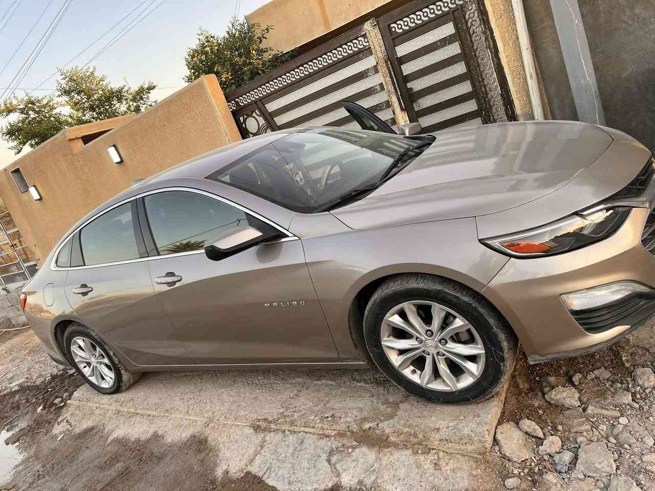 السلام عليكم
للبيع ماليبو موديل 2023 
ماشيه 31 الف ميل 
مواصفاتها معرفه السياره على ايدي خير من الله 
رقم بغداد تحويل بأسمي تحويل ثاني يوم 
سعرها 120 و بيها مجال 
للتواصل تفضل خاص 
***********
