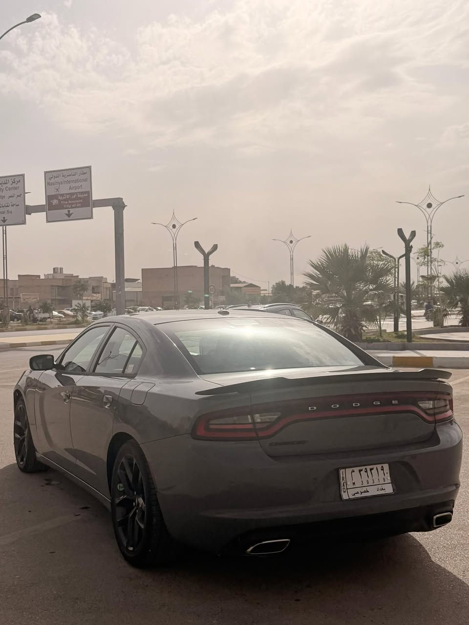 مكلف بالنشر جارجر 2019 اصل مرقم بغداد بأسمي
حادث السيارة بنيد وخصمة غير مؤثرة 
مواصفات السيارة بلاك توب 
شاشة . كامرة .ويل 20 .تشغيل عن بعد . كشنات كهربائية 
سيارة جاهزة كير . مكينة جديدات 
عوزهة ملاحضات بسيطة مكان السياره ناصريه مركز 
للاستفسار اتصل ع الرقم ‭0786 654 0001 
مكلف بالنشر
