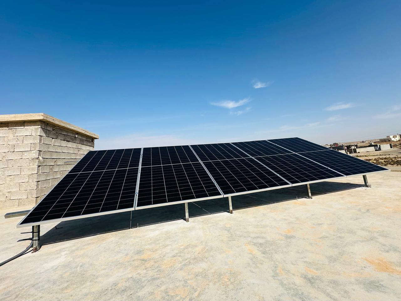 شركة أشور للطاقة الشمسية
شغل مضمون… جودة عالية… كهرباء مستقرة 24 ساعة ⚡
تم بحمد الله تنصيب منظومة طاقة شمسية للعميل
أبو زكي
📍 السلمان ✅
🔋 مواصفات المنظومة:
✅ 10 أمبير نهاري
✅ 8 أمبير ليلي
☀️ 5 ألواح فلادلفيا 600 واط (كفاءة ممتازة)
🔋 بطارية فلستي 7.5 كيلوواط أصلية
⚡ انفرتر فلستي 4 كيلوواط عالي التحمل
منظومة مناسبة لتشغيل أغلب أجهزة البيت براحة واستقرار 💡
وتوفير كبير بمصاريف المولد 🔥
🚛 مستعدون لتنصيب المنظومات في جميع محافظات عراقنا الحبيب
✔️ بيع نقداً
✔️ تقسيط عن طريق المنصة
✔️ كفالة وخدمة ما بعد البيع
📞 للحجز والاستفسار:
***********
***********
أحمد البو حسيب
أشور للطاقة الشمسية ☀️
