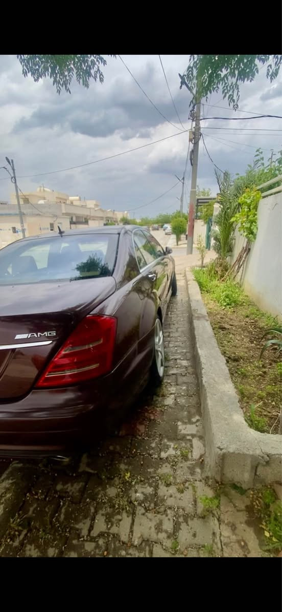 فروشتن گورينه وه 
٢٠٠٨فول مواسفات S500يه ك پارچه و نيو بوياخ پيش پشت كبس 
گيرمكينه به شه رت 
ره قه م بغدايه سه نه وي پلاستيك هه تا٢٠٢٩تازه  يه  مالي مه ده نيو دزراي به شه رت 
ناونيشان هه ولير 

***********☎️وتس اپ أربيل, العراق
