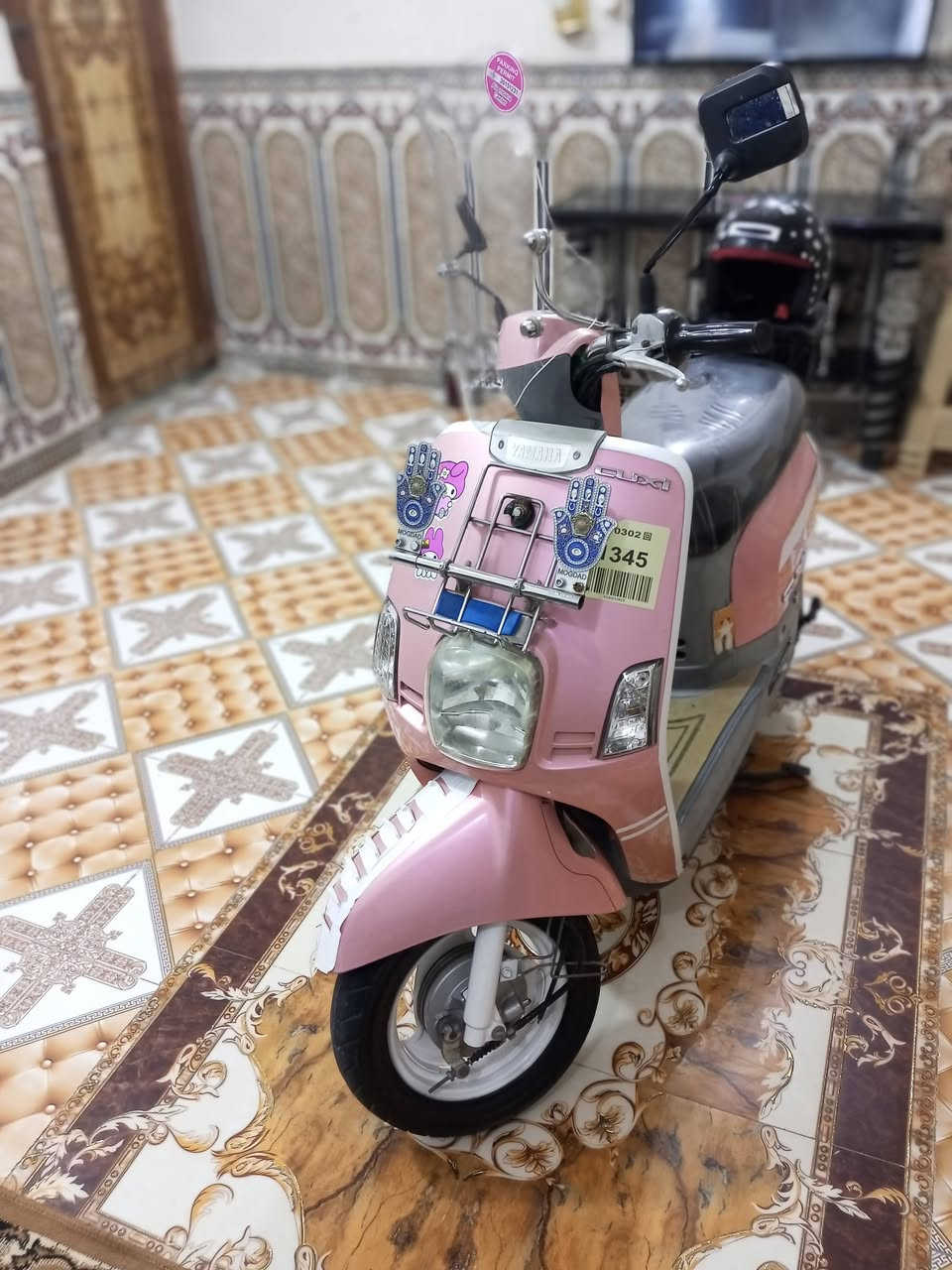 الحلوه للبيع دراجه بوليس لون وردي مميز داخل املح الدراجه قليل بحقه الخير من الله دراجه ما وكفتني بشارع كفرات ختم واحد ويا المكينه المكينه ممفتوحه جيب اكبر فيتر وياك و تعال كلوب زنون عالي ناصي شاير شغله هورن سيدان بيه كاسحه كشن مدوشم جامه اماميه الدراجه برغي ما عوزه عوزه بس سايق مكاني كوت : سعر مليون و 150و بيه مجال رقم *********** خاص ما متواجد سعر ما يعجبك طلع كبل و الموو شراي لا ينتصل💮
