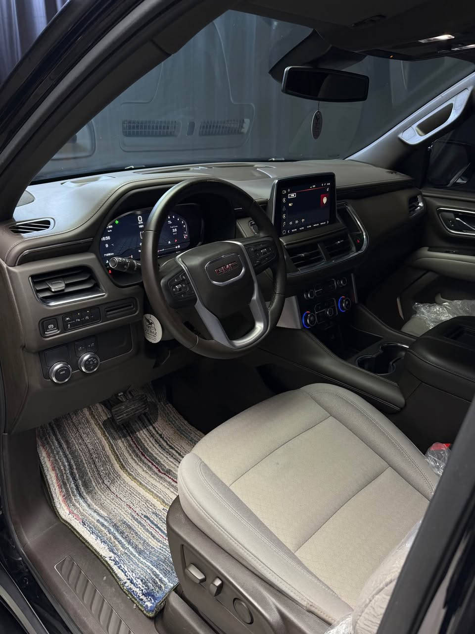 GMC.2024.SLE جمسي🦅

أرخص سعر بكل عيراق

ماشاالله تحدا شرط ماكو هيج نضافطها

ماشية:۷۱كم

بدون صبغ ❌

بدون صبغ ، بدون شخط ،
 بدون رصعات ، بدون بارد ،
حتى دعاميات  بشرط بدون صبغ ✴️

“،”،”،”،”،…….،”،”،”،”،”

محرك كير بشرط مامفتوح 
سنوية زنكة كلشي جديد 
والسيارة بأسمي ✔️

 ❇️❇️

السيارة كلش كلش حلوة نظيفة مرتبة لوك لوك 💫

•••••••••••

‎  ✨  -GMC  -

‎حجم المحرك : 5.3 لتر 
‎عدد الاسطوانات : 8 سلندر 
‎القوة الحصانية : 420 حصانية 
‎الكير بوكس : 10 سرعات 

<<<<<<<>>>>>>>

مواصفات 🔻

‎نظام هيدروليك 
‎دخول ذكي للسياره ( بصمة )
‎
‎شاشه اماميه كبيره
 
‎كامرا خلفيه بالمرايه
‎

‎ثلاث قطع تبريد

‎
‎بصمه + بصمة ابوب 4
‎صندوك كهرباء
 
‎هند بريك بصمه

‎استيرن كهرباء

‎اتو ستوب

‎حساسات خلفي امامي

‎كشافات

‎لايتات لد + فول زنون

‎بكلايت لد خلفي
‎
‎سبعه راكبj

‎داتو شو
‎
‎فول تحكم ستيرن

‎وبعد بيه مواصفات هواي والدنيالي معروفة مواصفاته فول الفــووول 💯

سعرها:510$
***********☎️
📍مكانها سليمانية- وشايف خيرها الشاريها 🌷 السليمانية, العراق
