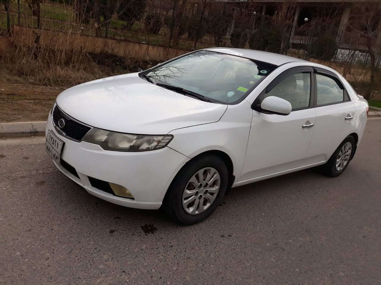 كيا سيراتو 2011
ربع بوند + ربع تشاملوغ صبغ بدون دواخل
كير توماتيك 
رقم دهوك
السعر 97 او مجال
الرقم
***********
***********
