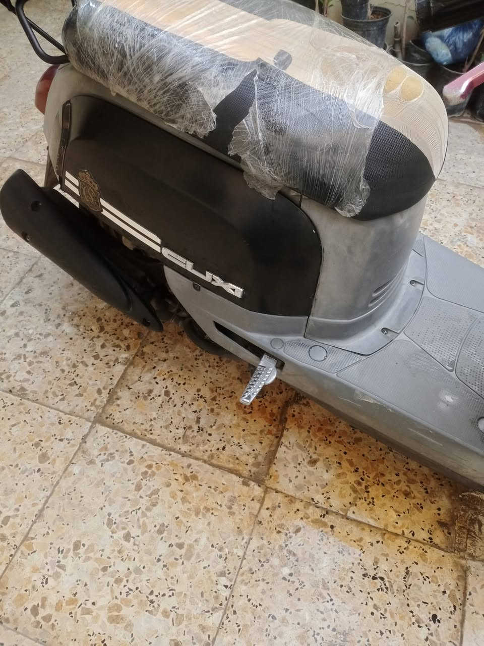 سلام عليكم دراجه البيع كفرات بلادي الدراجه كابريتر مو نوزل نكره سلف بي وقت نقص برغي ما بيها جاهزه شغل وطلع بكان شهداء البياع السعر 700وبيها مجال حيل بسيط هاذه رقمي متواجد بس واتساب***********

