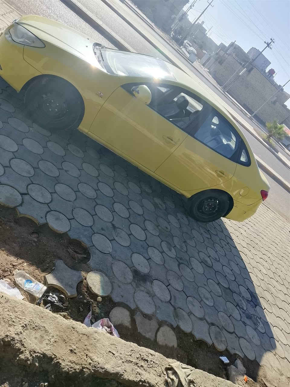 سلام عليكم النترا ادوات بيع مستعجل سياره جديده لوك متومه رقم وسنويه نكليزي سعرها 40قفل من الخير هذا رقمي ***********
