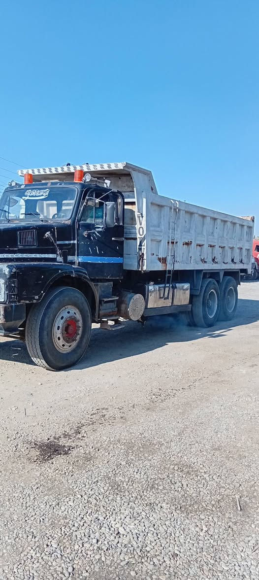 السلام عليكم للبيع فالفو موديل ٩٠ مكينه جي ١٠ انتر كلر مجموعه خفيفه كير ٤×٤ فقستين *********** بغداد جرف النداف معرض ابن المدائن
