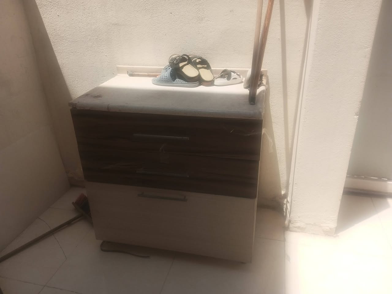 السلام عليكم للبيع هذنه الأغراض بيع مستعجل اريد اسافر


**إذا كنت صاحب هذا الإعلان وتريد حذفه لأي سبب، رجاءا أرسل رسالة إلى الدعم الفني**