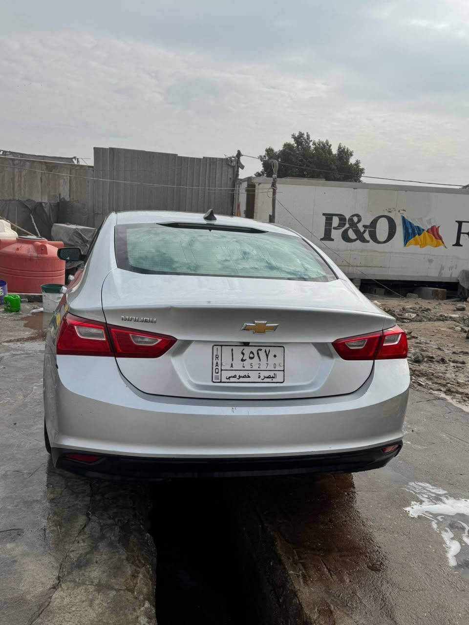 السلام عليكم
ماليبو للبيع موديل 21 معوقين 27اصير حره رقم بصره 
مكينه كير خير من الله مبدل بيه جاملغ وبنيد سياره جاهزه وحلوه 
العنوان البصره المعقل قرب كلية شط العرب 
السعر 110 
***********
