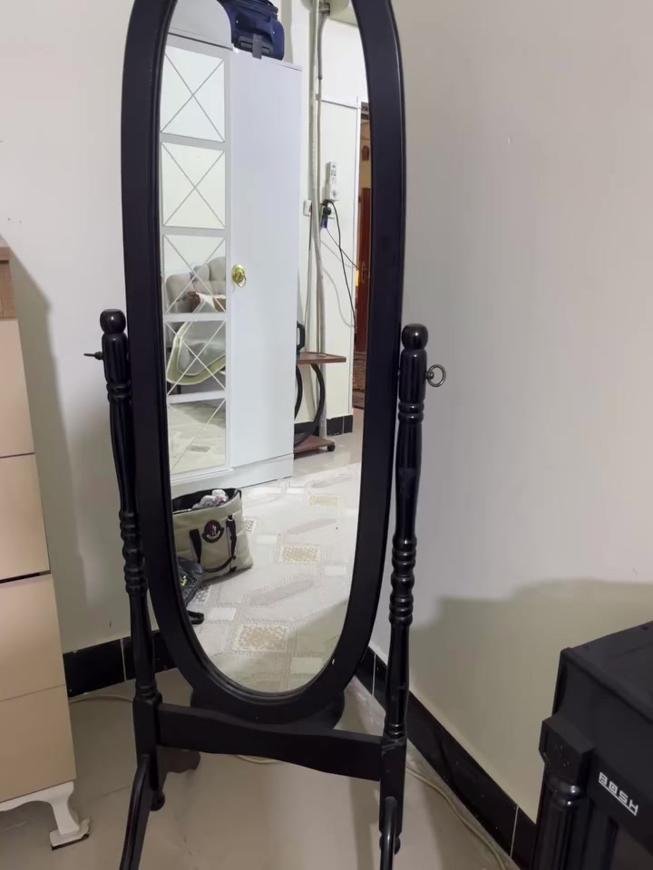 مرايه ستاند اصليه سعرها ٤٠ الف وجهاز فلاتر كامل مع وجود فلاتر جديده سعره ٥٠ الف


**إذا كنت صاحب هذا الإعلان وتريد حذفه لأي سبب، رجاءا أرسل رسالة إلى الدعم الفني**