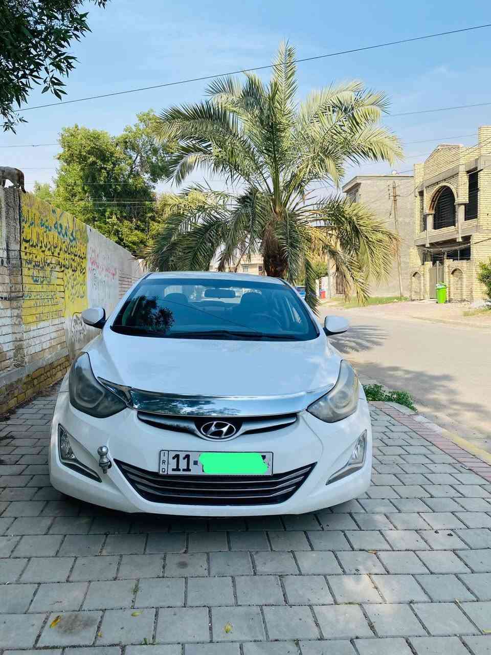 النترا 2016 خليجي رقم بغداد الدولي الجديد سياره جاهزه من كلشي عله ايدنه بيهة جاملغ خلفي وباب صبغ فقط  وبارد جاملغ امامي عكس سايق مكاني بغداد المنصور او الخضراء 
 السعر 113 للاستفسار  ***********
