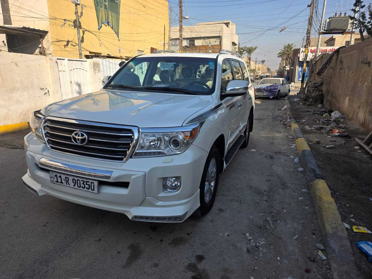 السلام عليكم لاندكروز موديل ١٤بريم اصلي فول مواصفات طفاية تشغيل عن بعد مري شفط عند القفل جام عل الريموت كفالة عامة بسمي طخم تاير برجستون السونار موجود مغلفة بي بي اف سيارة جديدة ماشية ١٧٠الف السعر ٣٩٥وبي مجال اسف عل الطالة ***********
