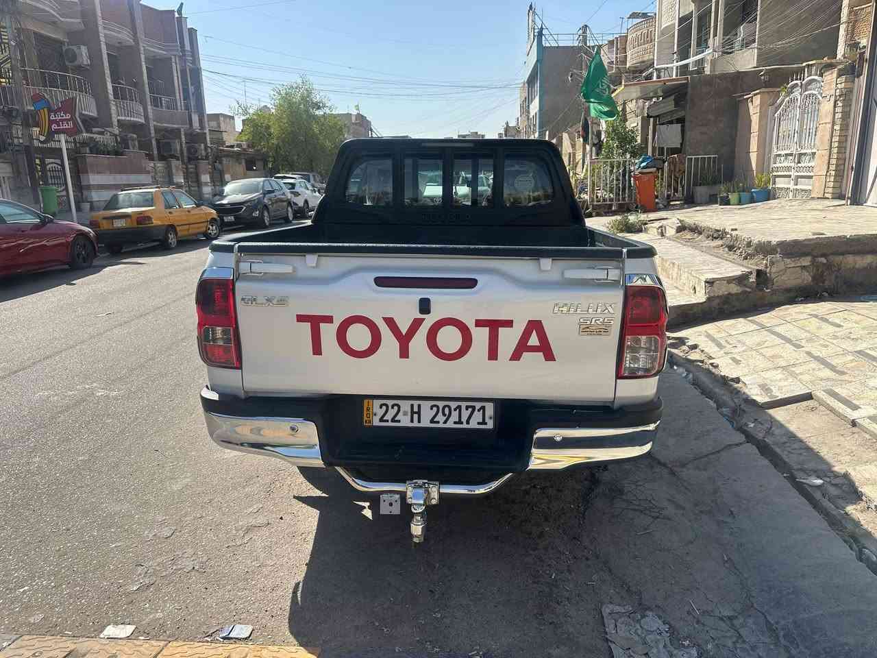 السلام عليكم
للبيع بيكم هايلوكس سعودي اصلي موديل 24 
مكفولة كفالة عامة 
محرك 4 سلندر 
ماشيه 57
رقم اربيل الجديد وكالة بسمي 
مكان السيارة بغداد 
السعر 285$ 
الاسفسار. ***********
