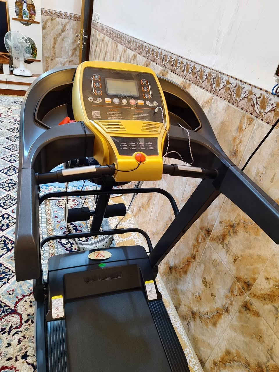 جهاز جري للبيع جديد مستخدم ايام جبلي يحمل وزن 160 كيلو مامتواجد ع الفيس الاستفسار الاتصال ***********
