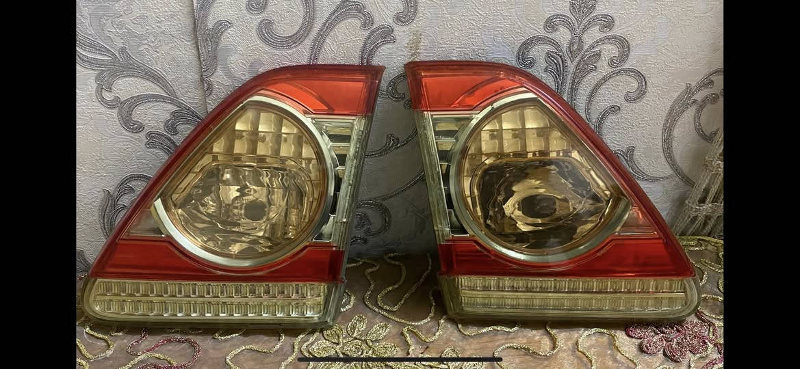 سلام عليكم بك لايت مال صندق مستعمل نضيف جدا 15 الف فسفورين دعامية ام اليد جدد غير مستعمل هم 15 الف عنواني بغداد الجديدة ***********
