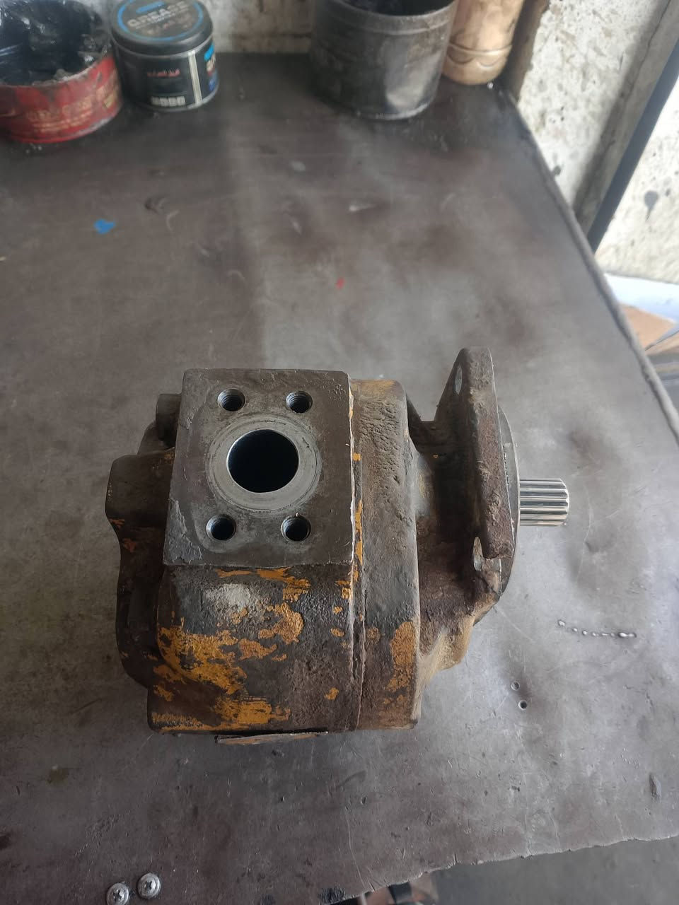 سلام عليكم بم ستيرن للبيع مال شفل كاوسكي 70    ***********
