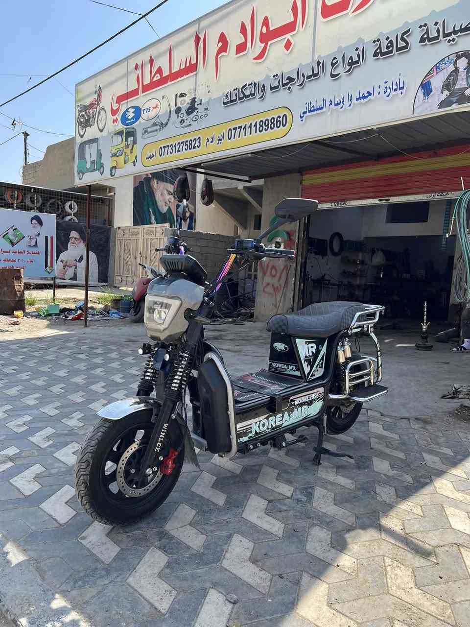 يالله اليدور راحه نفسيه وسريعه 6بطاريات ليثيوم الكبار صار 3اسابيع مطلعينها جديده بالكارتون راحه نفسيه شلعه معدل فول بعدها جديده منزلينها ب/1450/نقدمحتاج الرجال وديريديبيع مستعجل عله بيعتها بعدها زيرو متحس لا بطسه ولا صوت بيها 6 دبلات الشراي يتصل ويتدلل ارقه دراجه شحن بالعالم شحن تطول خير من الله اتصل السعر 650بيها مجال***********
