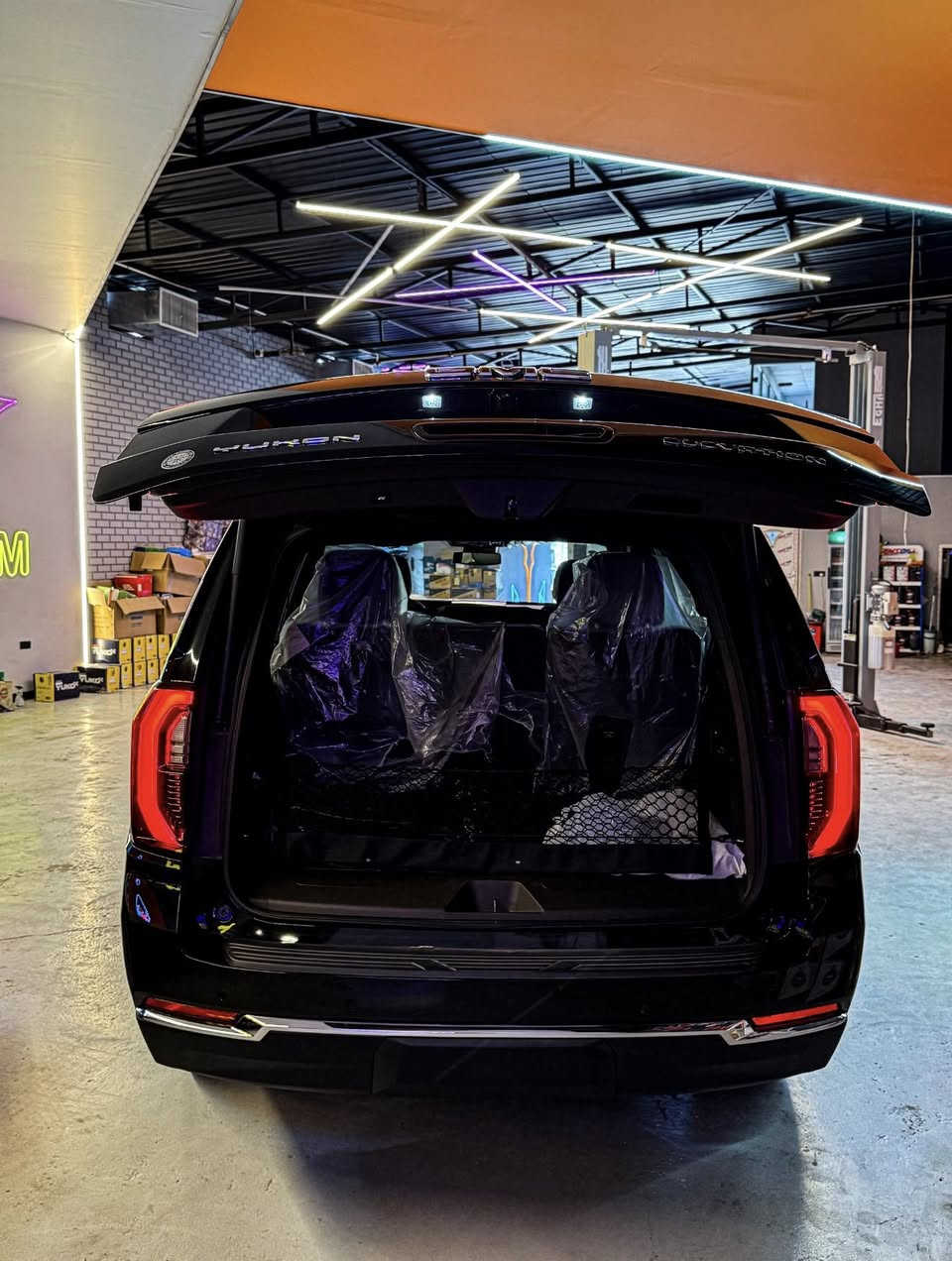 جمسي الفيشن 2025 خليجي بعدهه بحالة زيرو
السيارة ضمان وكالة المنصور (بعدهه تحت الضمان) 
مكفولة من الفتح والدبل كود والصبغ ماشية 13 الف 
رقم بغداد تحويل مباشر 
السعر 615$ وبيهه مجال بسيط 
مكان السيارة بغداد - البلديات 
رقم الهاتف / واتساب : ***********
