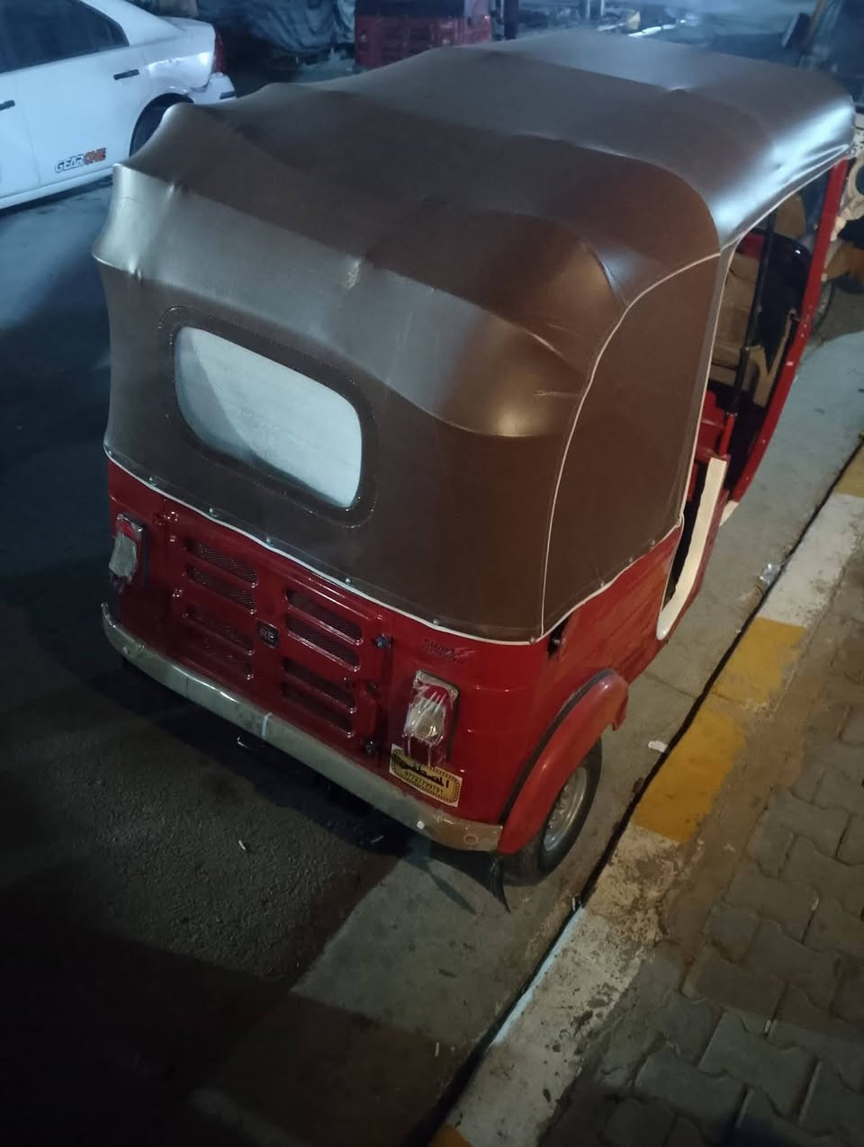 اسلام عليكم  تكتك  موديل 2018 سعر 2400 يتفسار***********
