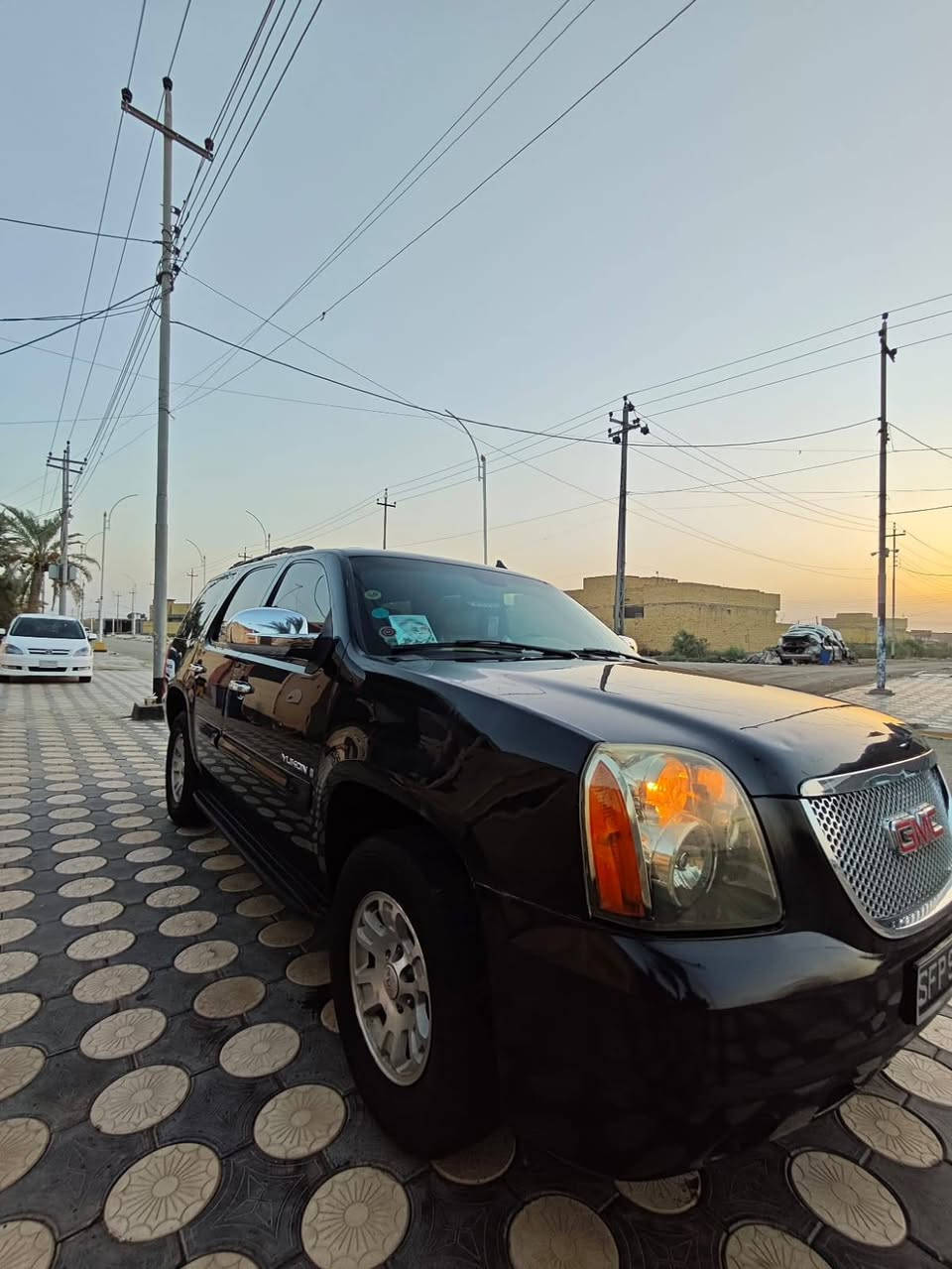 السلام عليكم أدوات أدوات GMC موديل  ٢٠٠٨ مكينه كير حدادية مغلفه كلها تبريد كامرة تخم تاير شاشه تاب دخل بيجي مكفول من الكص والفتح مكان ذي قار
مكينه وكير ستوني شادهن  سعرها 90 وبيها مجال 
(***********)
(***********)
