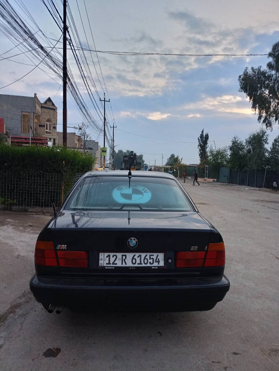 بي ام 525 كبس عدل أصل وفصل كير عادي
وارد ياباني

لايتات زينون عالي ناصي 

كزوز رياضي دبه على الدكمه 

سنتر لوك رفع جامات تلقائي

داخل جلد 

صبغ عام بدون ضرر نهائيه 

رقم نينوى إلى 2030 تحويل بشرط

طخم تايرات جديد ويل تو سايز

السعر 65 وبي مجال 
للاستفسار 
***********
***********
