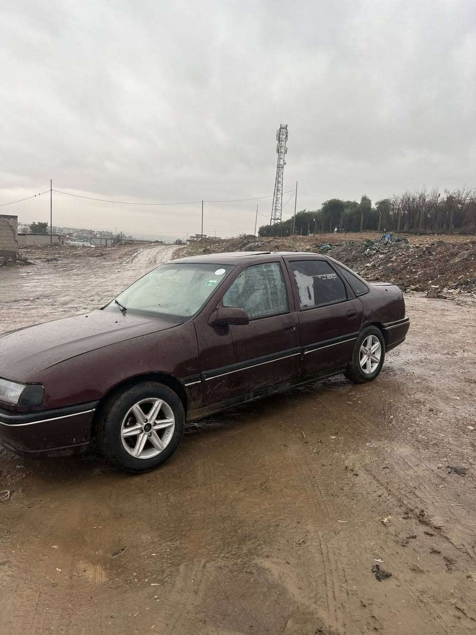 سلاوبەناوی خوا  ئۆپڵ ڤیکترا مەکینە  16گێڕ و مەکینە بەشەرت تەقەو رەقە بەشەرت کارەبای  مەزبوتە تا بلێێ سەیارەکە توند تۆڵە مۆدێل 1995 چوار تایەو ویلی نوێی لەژێرە حلوجە ماڵی مەدەنی بەشەرت سحر 12وەرەقەو مەجالێکی کەم ژ.م     *********** كويسينجاك, أربيل
