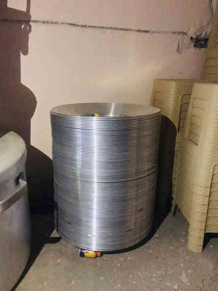 السلام عليكم. 
يوجد لدينا ايجار وحجز تجهيز كامل للمناسبات 
ملاحظه يوجد اجار خيم 
كراسي
طبلات
صياني
خيمه
مشاعل كبير عدد3
ومشاعل صغير
اگدورة
قواري چاي حجم كبير مال مناسبات
چفچير
 ويوجد ايجاد جك همر
دريل
كاويه
المكان قرية حضرة الفاضل مقابيل مول الروان مجاور محلات سالم العسكر للسيراميك 

اسم المحل:: القاسم للمناسبات

رقم الهاتف***********
رقم الهاتف ***********
رقم الهاتف ***********
  هيمت ما تريد بس دك ع الرقم.متوفر على مدار24:00  ساعة 
@إشارة
