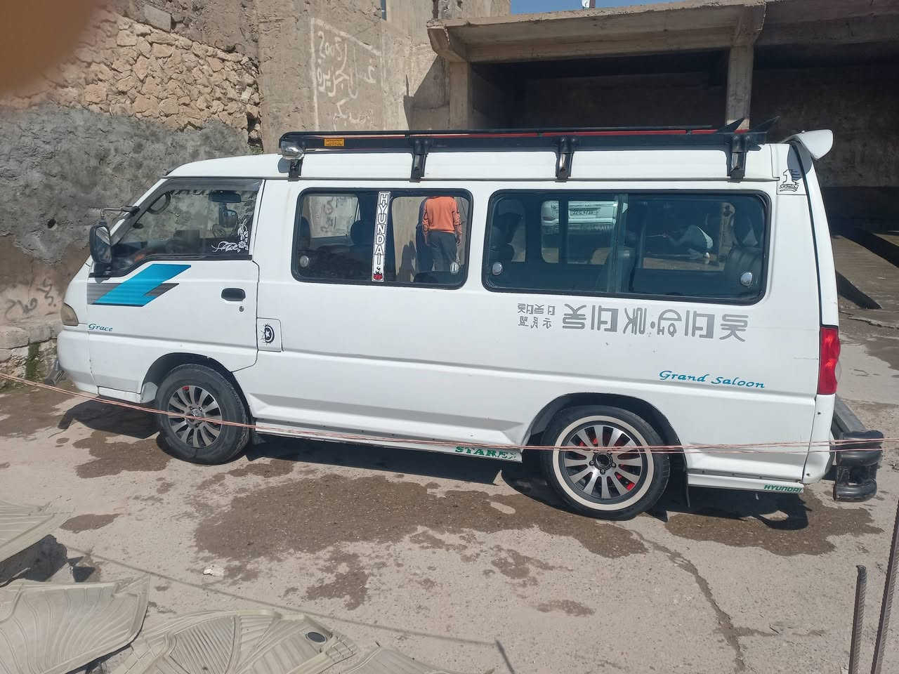 للبيع كيا هونداي موديل 2000
رقم انكليزي سنوية مجدد ل2030
كير واكسن شرط مكفوله 
مكينه معمره جدد 
هيئة غرمات مصفره 
اتصال بيك خير وتدلل 
***********
