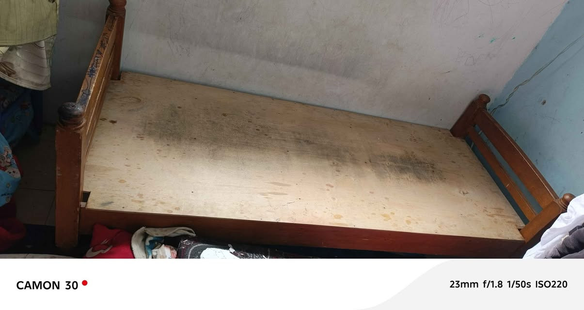 ‎غرفة نوم وثلاجه وسط طخم و تخوت،‎ موصل, نينوى


**إذا كنت صاحب هذا الإعلان وتريد حذفه لأي سبب، رجاءا أرسل رسالة إلى الدعم الفني**