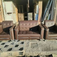 تخم مكتب شرط النظافه  السعر 125الشراي يتصل 07721484241 07832265667ويره...