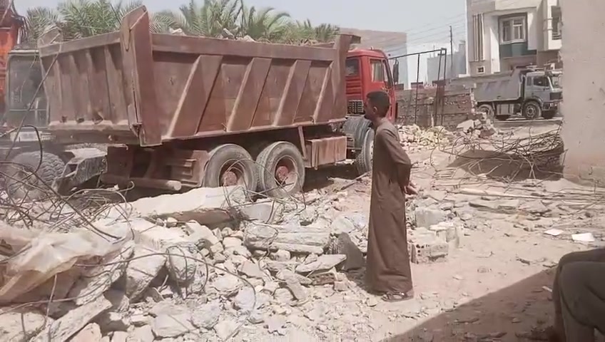 جاهزين التفليش وهدم الدور السكنيه وترميم وقلع انوع العمل 
شغل نظيف بلمقطوعه فقط كلشي نشتغل جاهزين جاهزين 😊😉
عليك لاتصال أو مراسله الصفحه ***********
