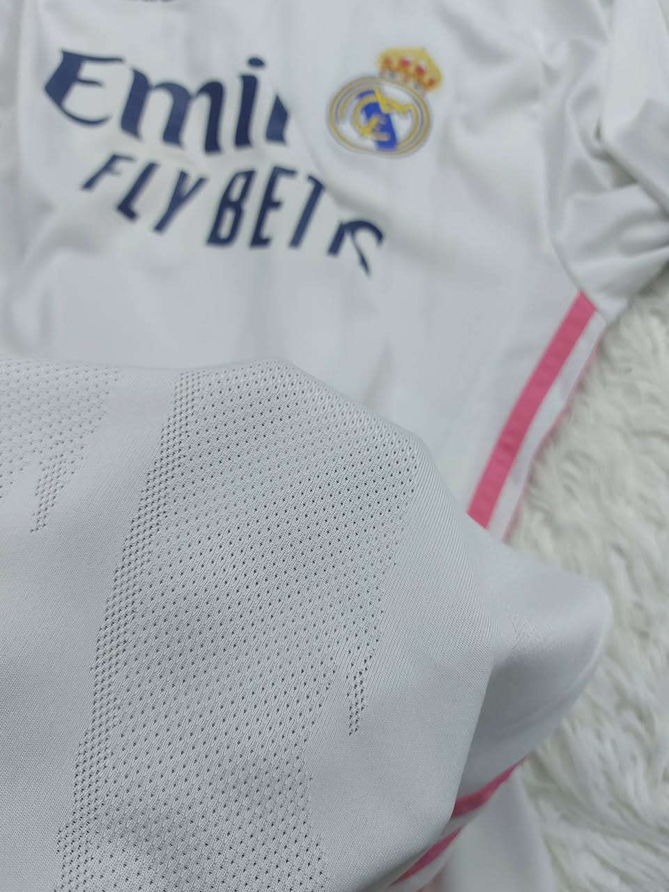 دريس ريال مدريد وكاله مع شفقه ريال
قياس S تلبس وزن ٧٥و٧٠ ك


**إذا كنت صاحب هذا الإعلان وتريد حذفه لأي سبب، رجاءا أرسل رسالة إلى الدعم الفني**