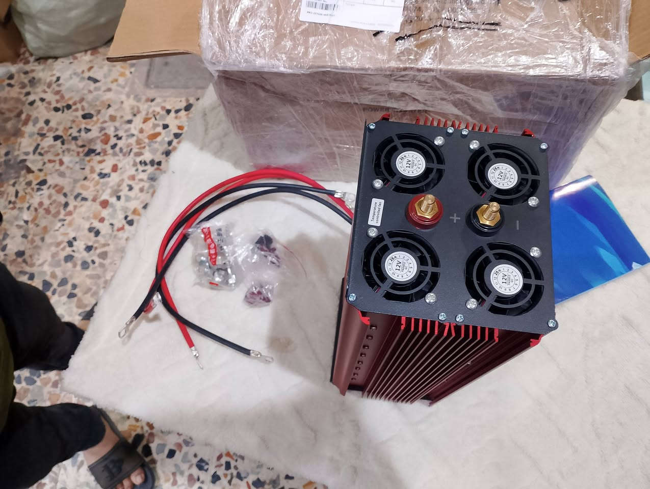 سلام عليكم عاكسة بهل شكل 8000W
12 فولت أعلى سعر ابيع


**إذا كنت صاحب هذا الإعلان وتريد حذفه لأي سبب، رجاءا أرسل رسالة إلى الدعم الفني**