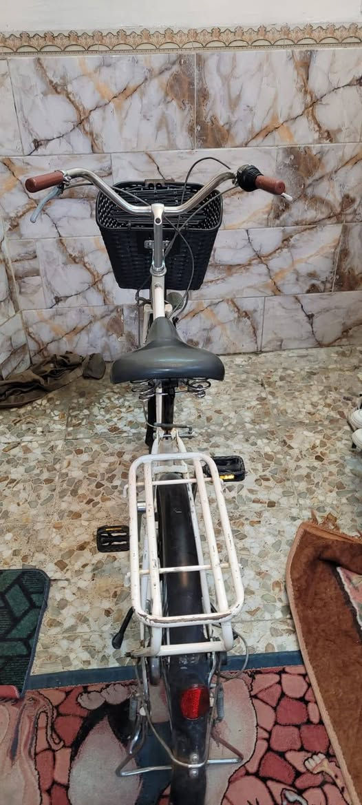 السلام عليكم
بايسكل بناتي للبيع
باله  اخو الجديد يجي وياه ٢ استاند ويجي وياه كير ٦ 
السعر ٨٥ الف
المكان بغداد حي العامل


**إذا كنت صاحب هذا الإعلان وتريد حذفه لأي سبب، رجاءا أرسل رسالة إلى الدعم الفني**