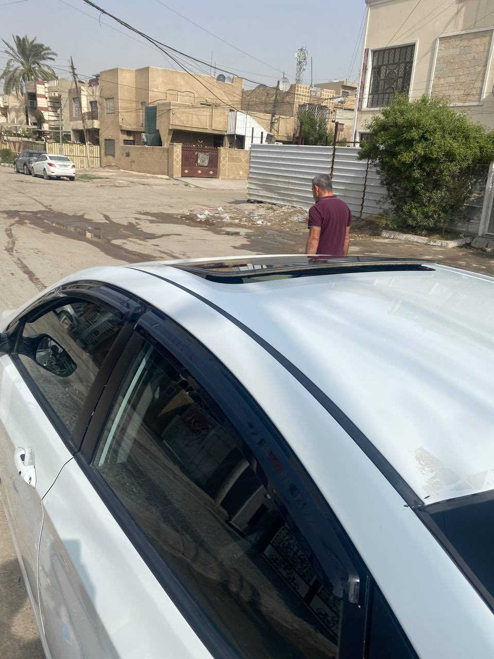 السلام عليكم .. للبيع فقط
هونداي اكسنت 2014 فول مواصفات
ماشية 79 كيلو حقيقي
خليجي كوري مواصفات و استيراد خاص اعلى فئة بالاكسنت رقم بغداد بأسمي
محرك 1600 + كير اوتو ( مكفولات )
مكفولة من الضربة والصبغ والتبديل تبريد ثلج ، صدر جديد
مواصفاتها /
1- بصمة ابواب وتشغيل
2 - تبريد بيانو
3 - فتحة سقف
4 - كراسي وابواب جلد بلادي
5 - مري شفط مع القفل والفتح
6- تدفئة مقاعد
7 - تدفئة مقود
8- ترحيب ذكي
9 - شاشة خرائط + كامرا بلادي
10 - حساس خلفي بلادي
11 - شاشة معلومات وسطية
12 - لايت اوتو مع حاجب + عدسة
13 - ويل كب بلادي + 4 دسك
14 - نظام ECO الاقتصادي
15 - نظام مانع التزحلق
16 - اشاير بالمري  
17 - تحكم مقود جهتين ... وبعد بيها هواية مواصفات 
المكان بغداد المشتل
***********
